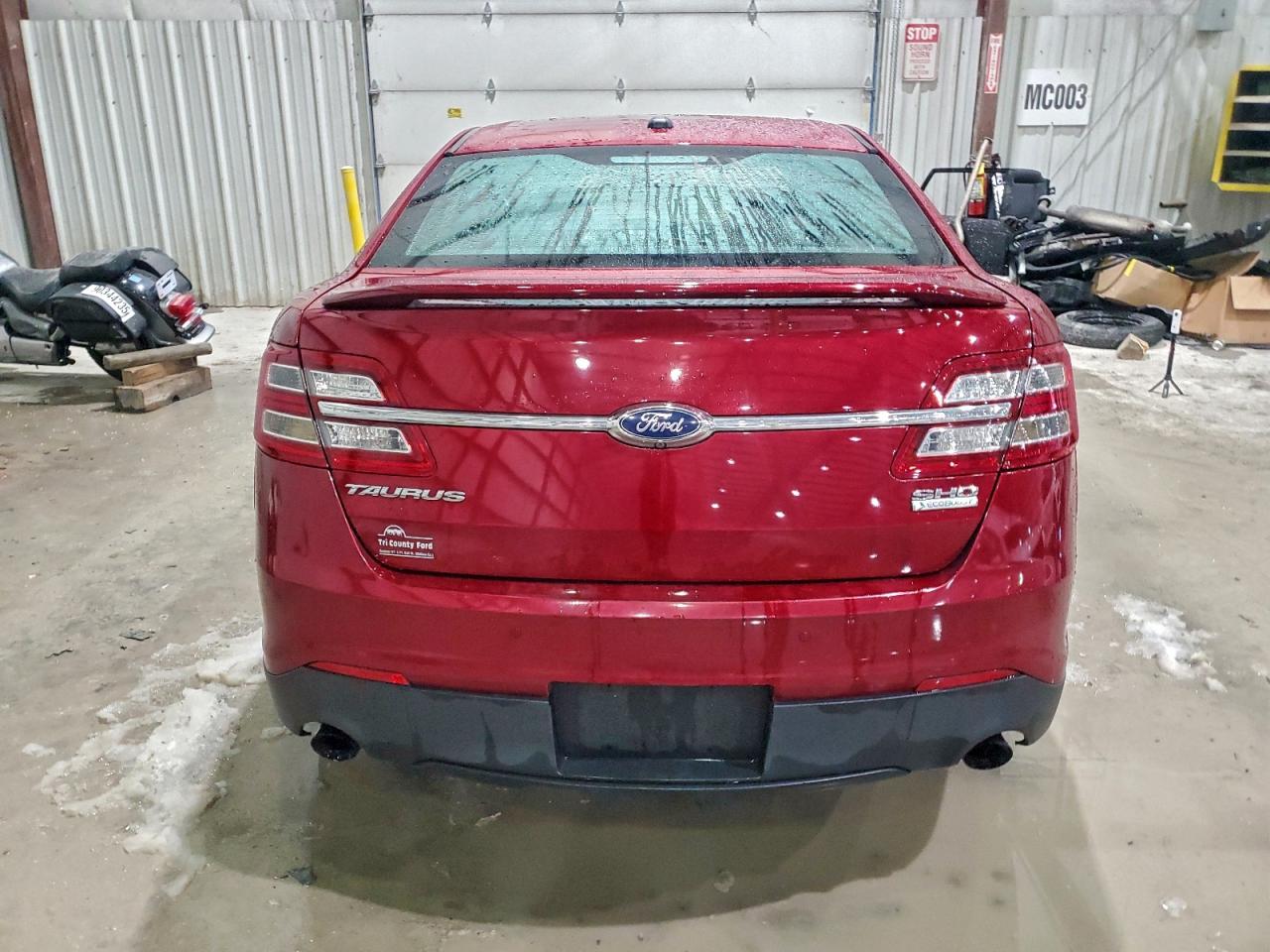 2015 FORD TAURUS SHO photo 6