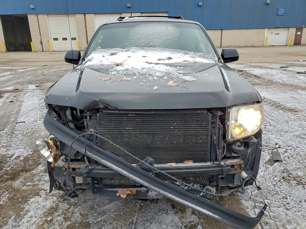 2011 FORD ESCAPE LIMITED photo 5