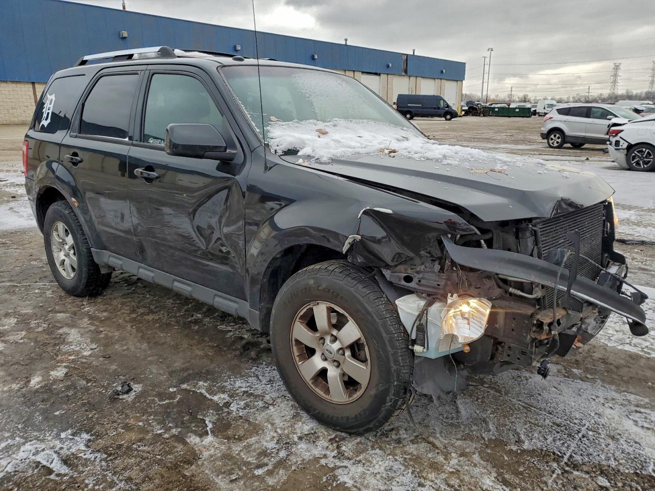 2011 FORD ESCAPE LIMITED photo 4