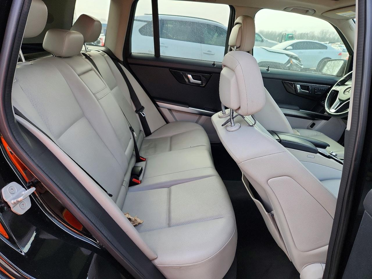 2014 MERCEDES-BENZ GLK 350 photo 10
