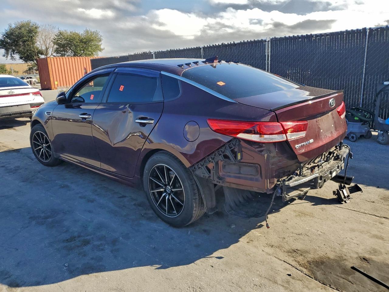 2018 KIA OPTIMA LX photo 2