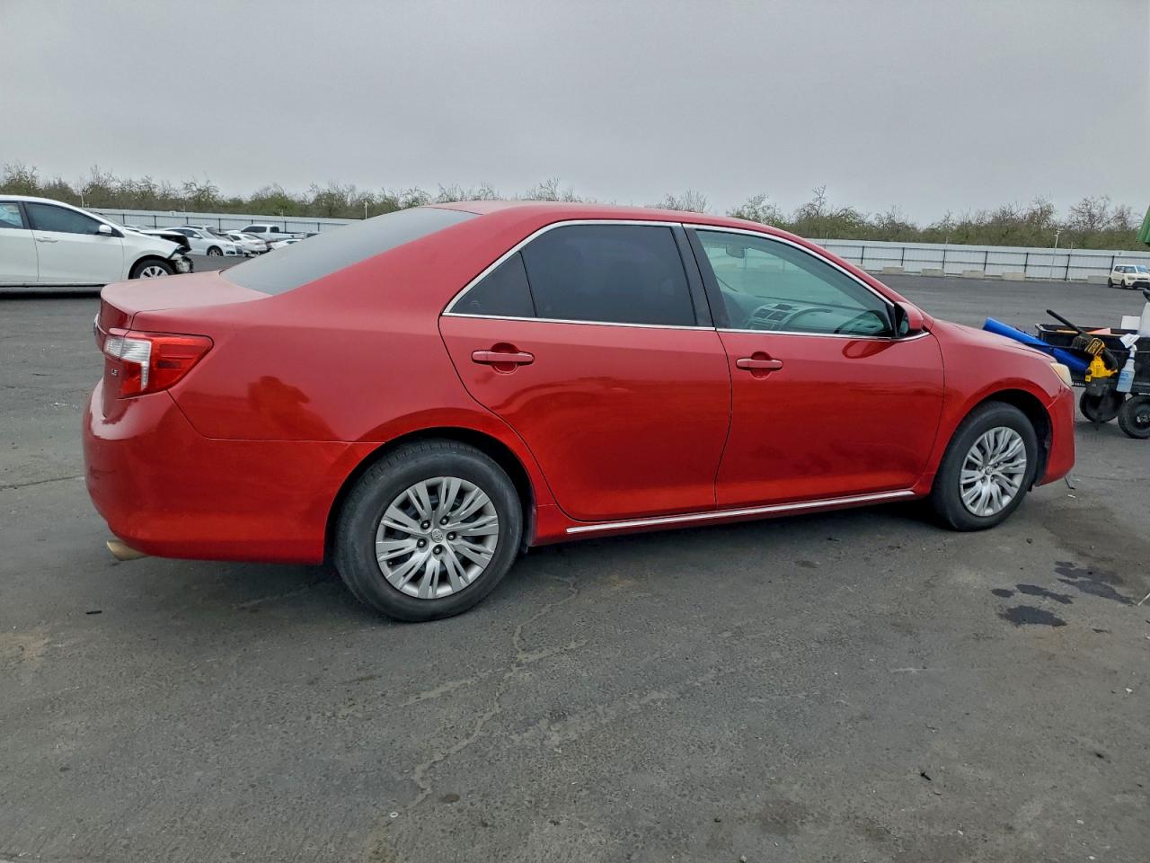 2012 TOYOTA CAMRY BASE photo 3