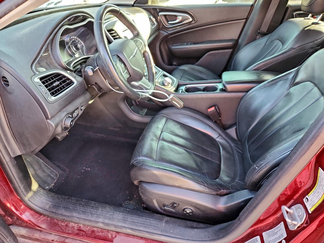 2015 CHRYSLER 200 C photo 7