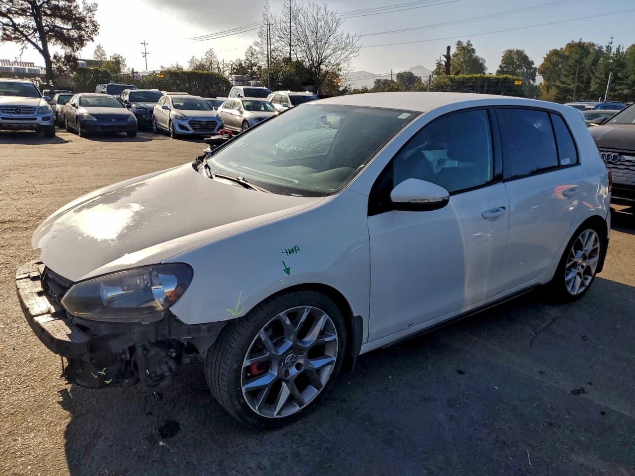 2013 VOLKSWAGEN GTI — FRONT END damage — photo 1