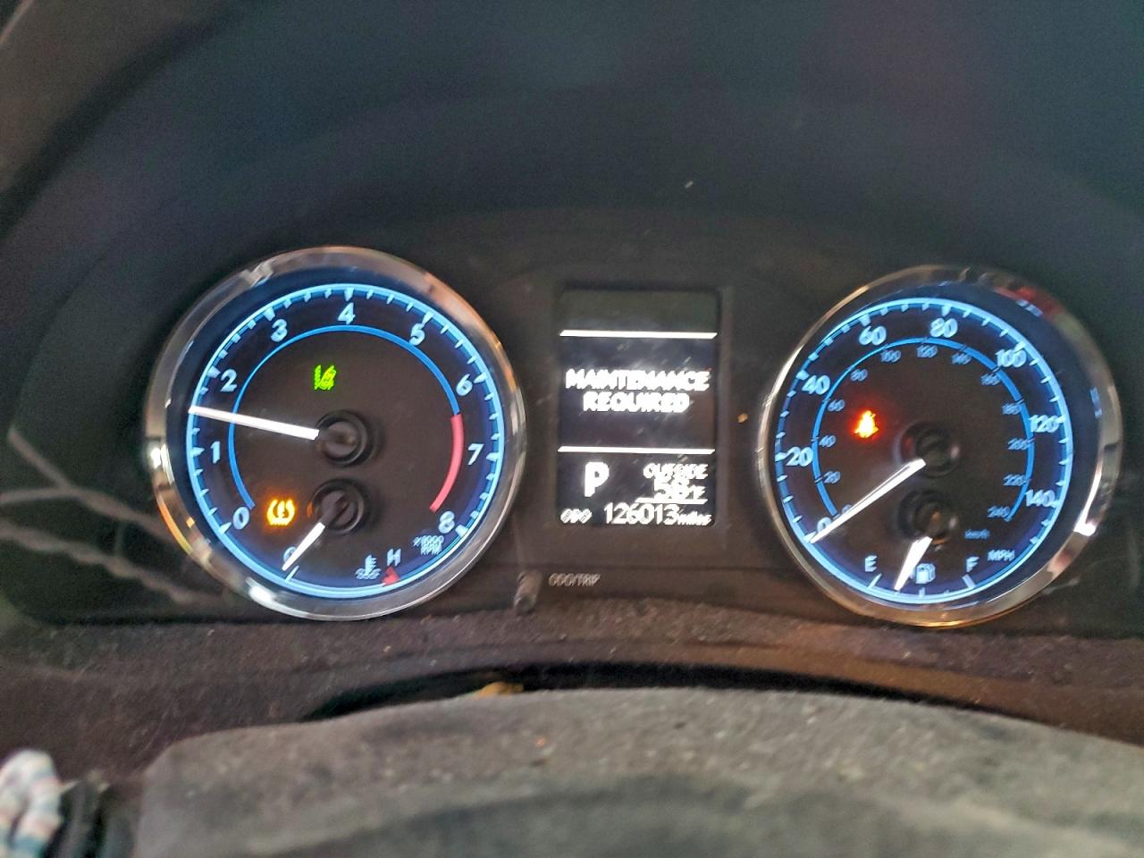 2018 TOYOTA COROLLA L photo 17