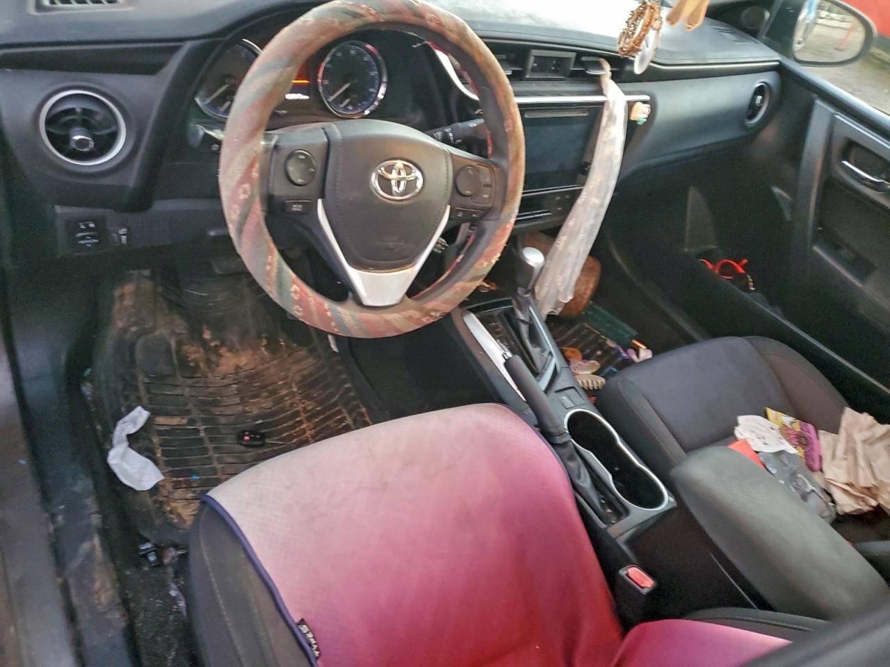 2018 TOYOTA COROLLA L photo 15