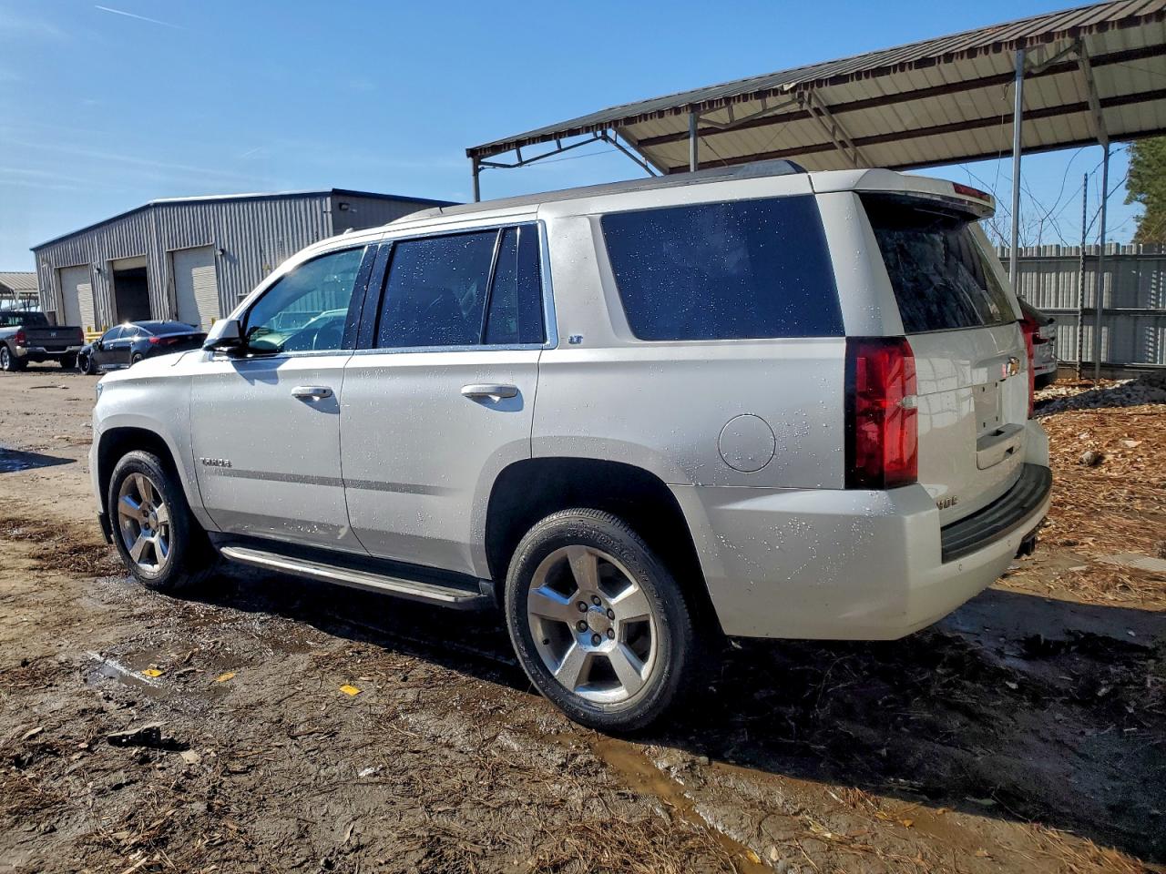 2016 CHEVROLET TAHOE C1500 LT photo 3