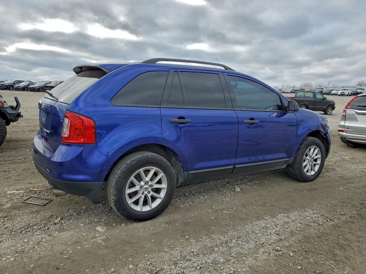 2013 FORD EDGE SE photo 3