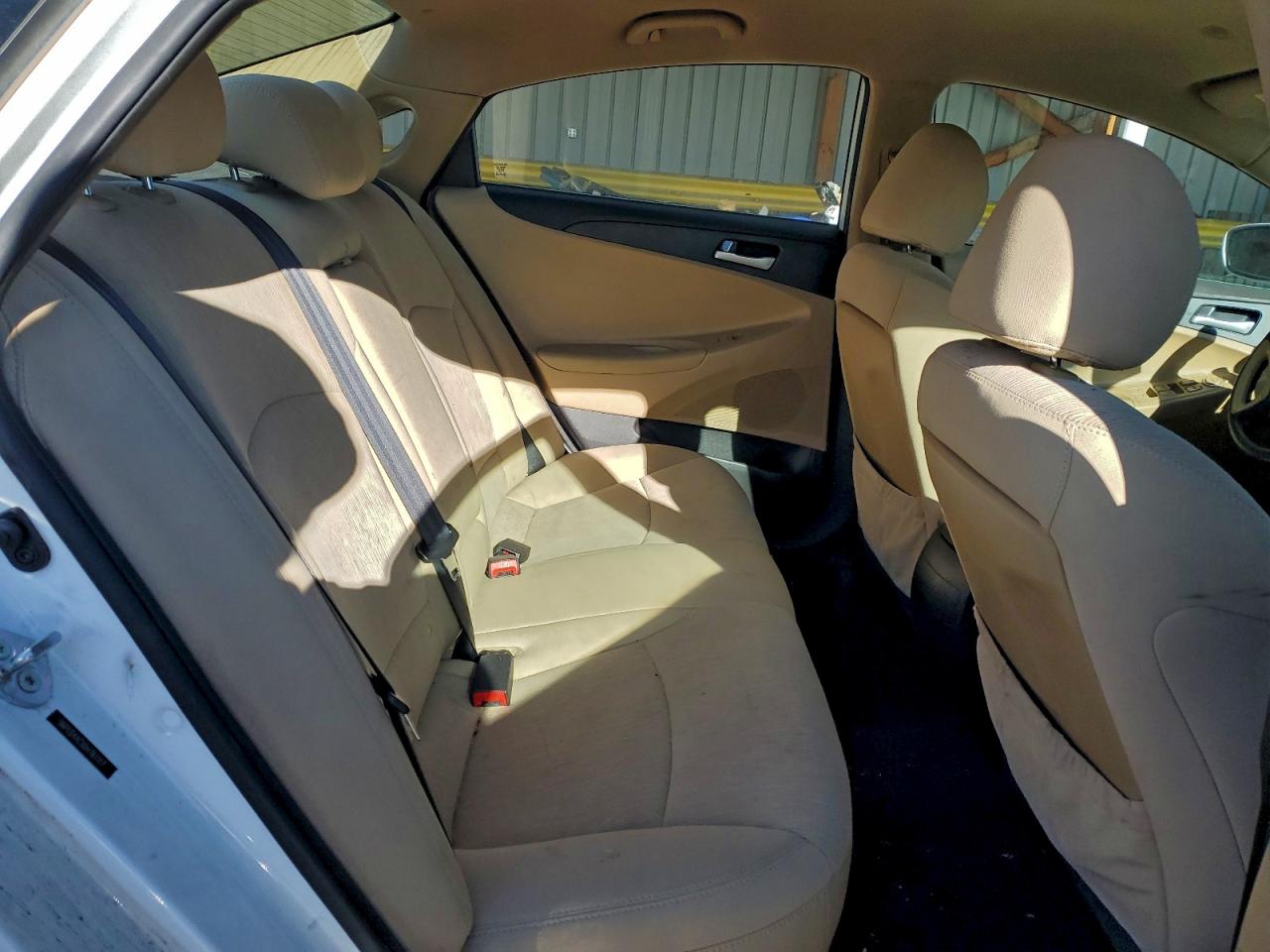 2013 HYUNDAI SONATA GLS photo 10