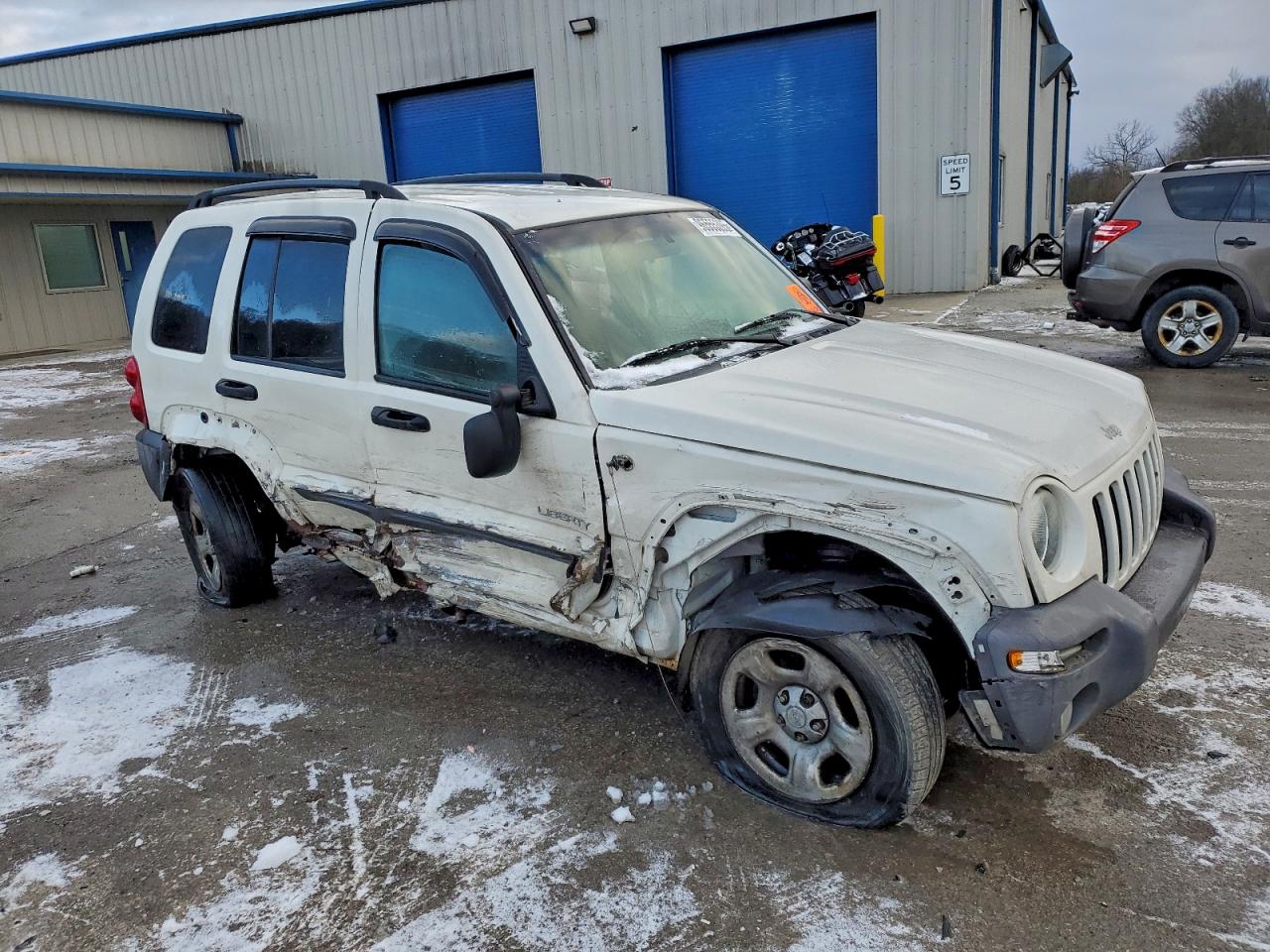 2004 JEEP LIBERTY SPORT photo 4