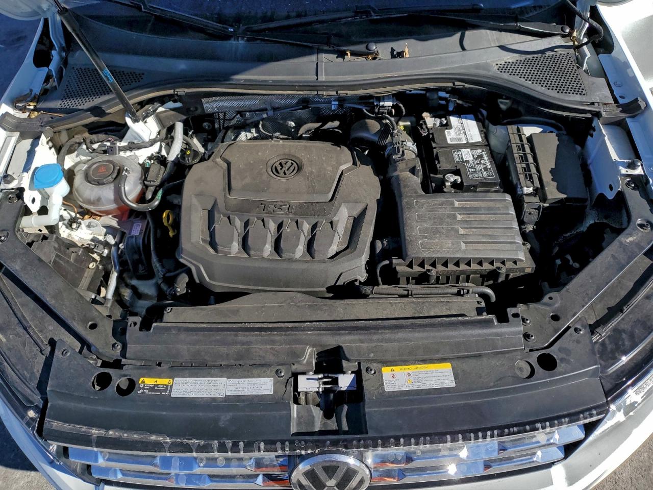 2021 VOLKSWAGEN TIGUAN SE photo 12