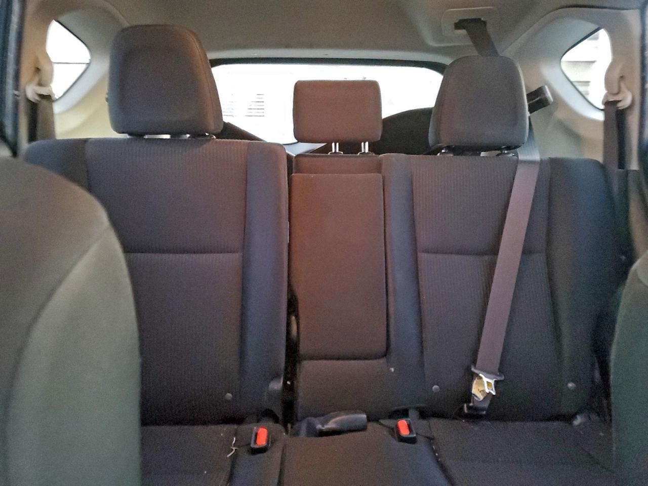 2017 TOYOTA RAV4 LE photo 9