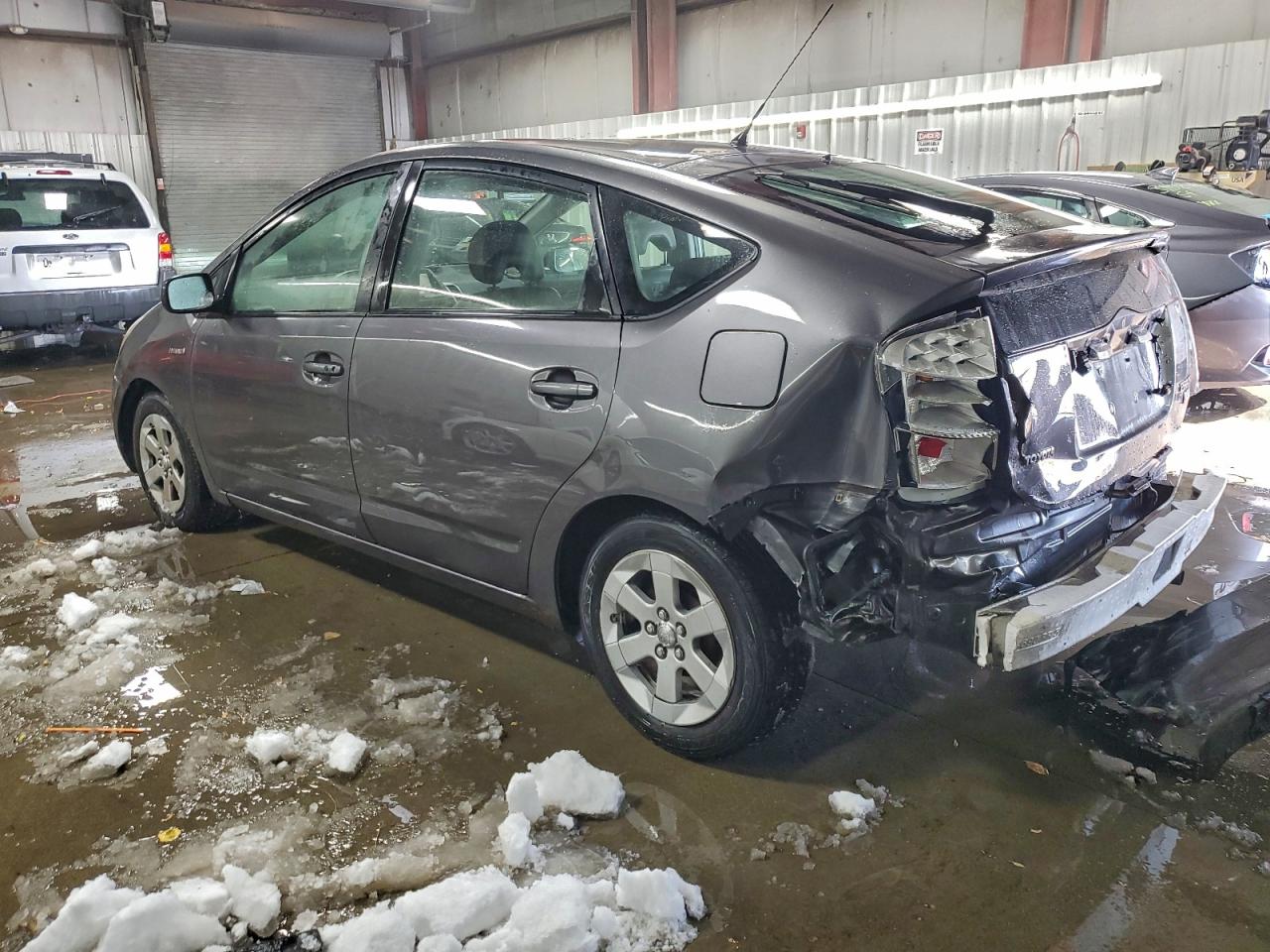 2008 TOYOTA PRIUS BASE photo 2