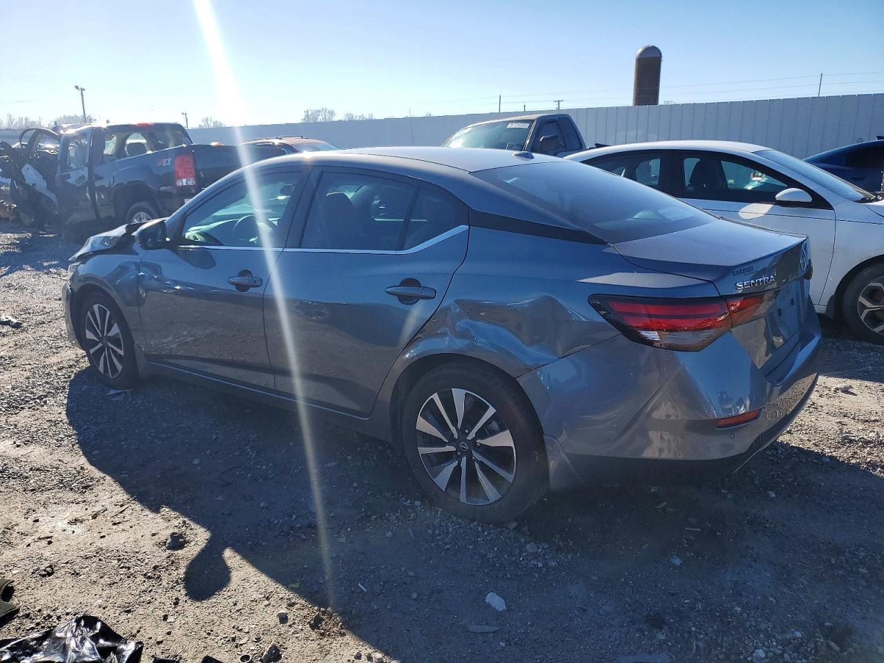 2024 NISSAN SENTRA SV photo 2