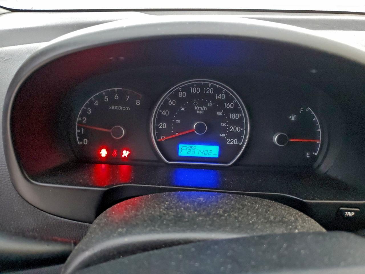 2009 HYUNDAI ELANTRA GLS photo 9