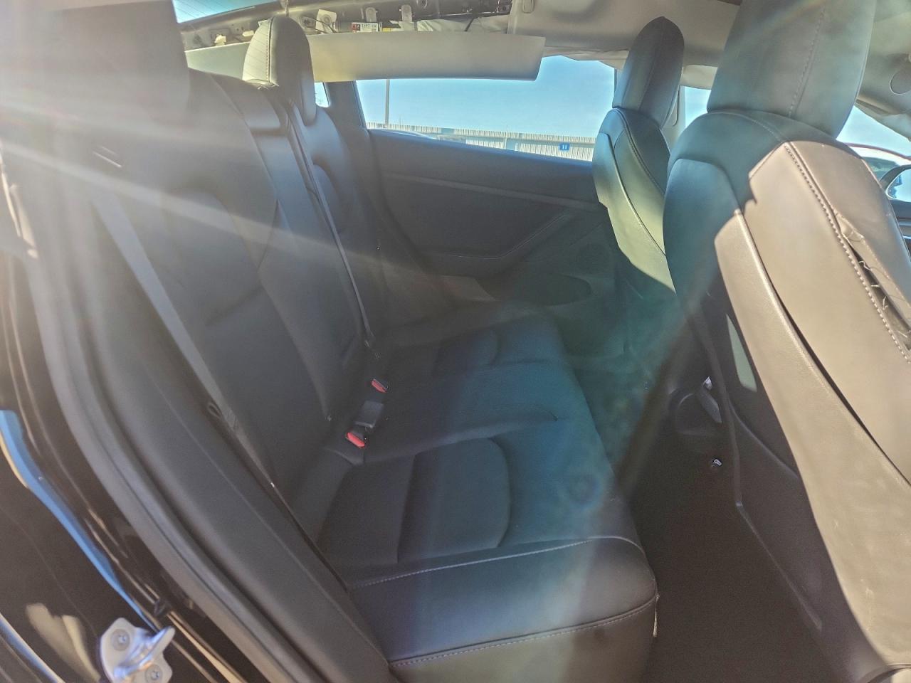 2022 TESLA MODEL 3 photo 10