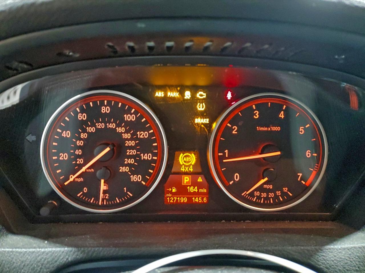 2011 BMW X5 XDRIVE50I photo 9