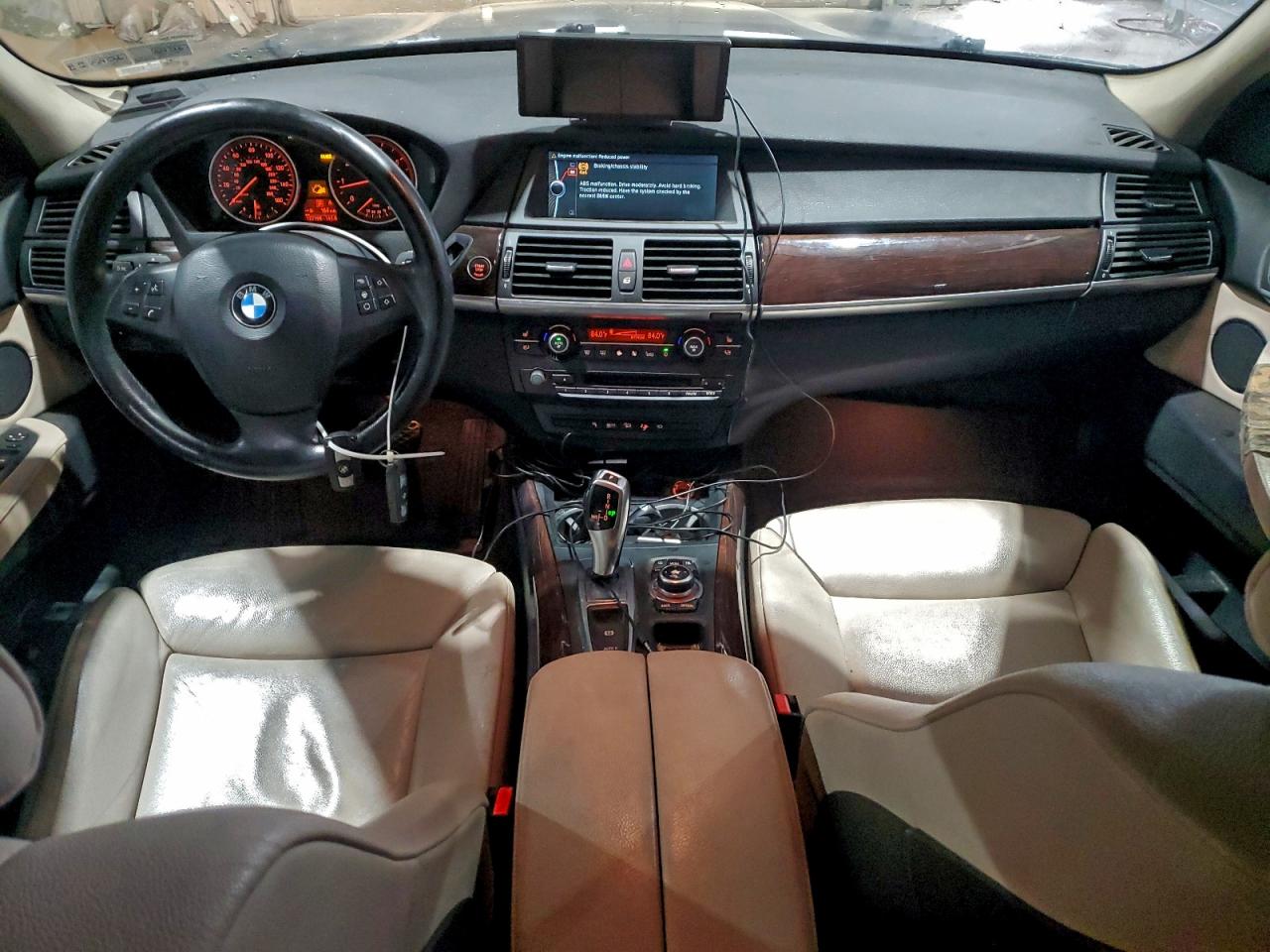 2011 BMW X5 XDRIVE50I photo 8
