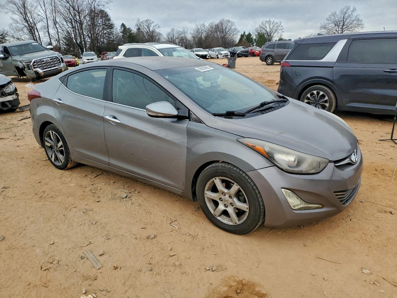 2015 HYUNDAI ELANTRA SE photo 4