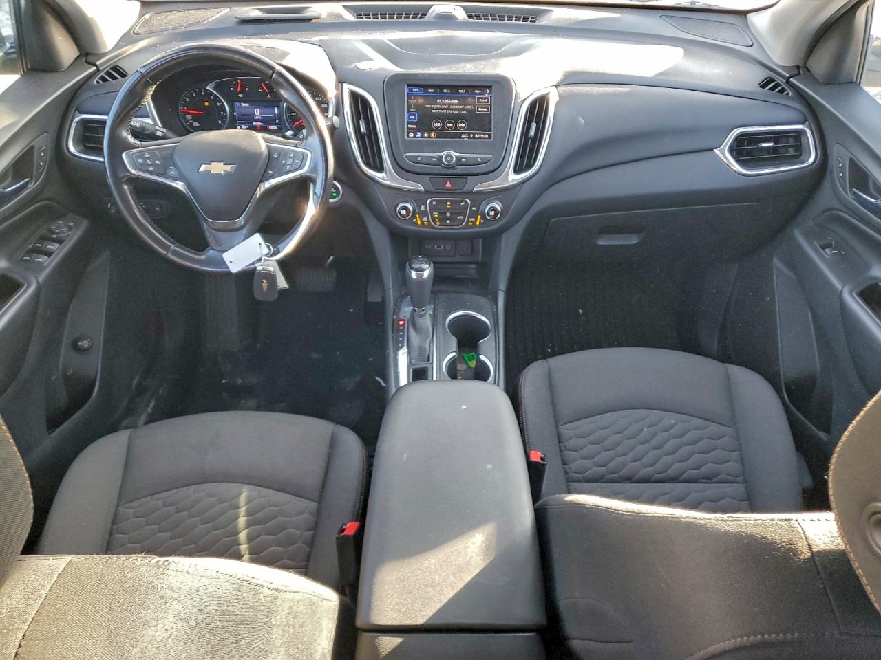 2020 CHEVROLET EQUINOX LT photo 8
