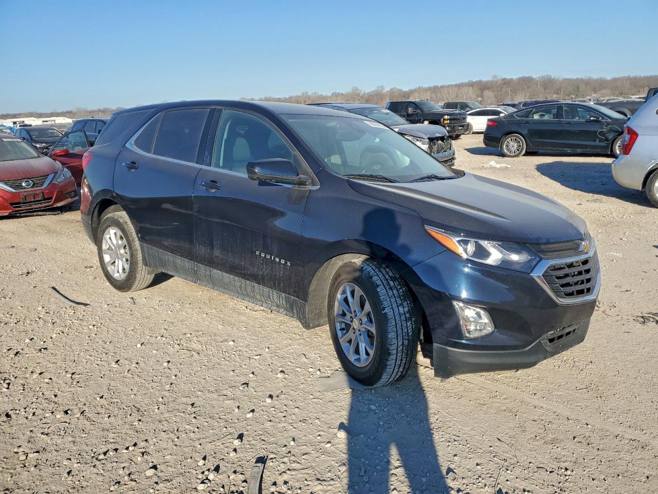 2020 CHEVROLET EQUINOX LT photo 4