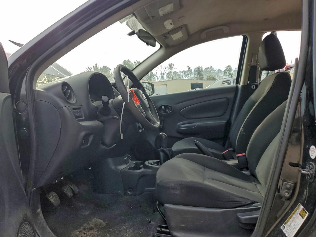 2018 NISSAN VERSA S photo 7