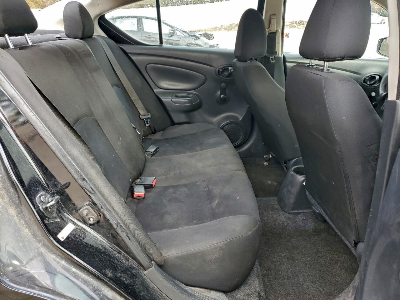 2018 NISSAN VERSA S photo 10
