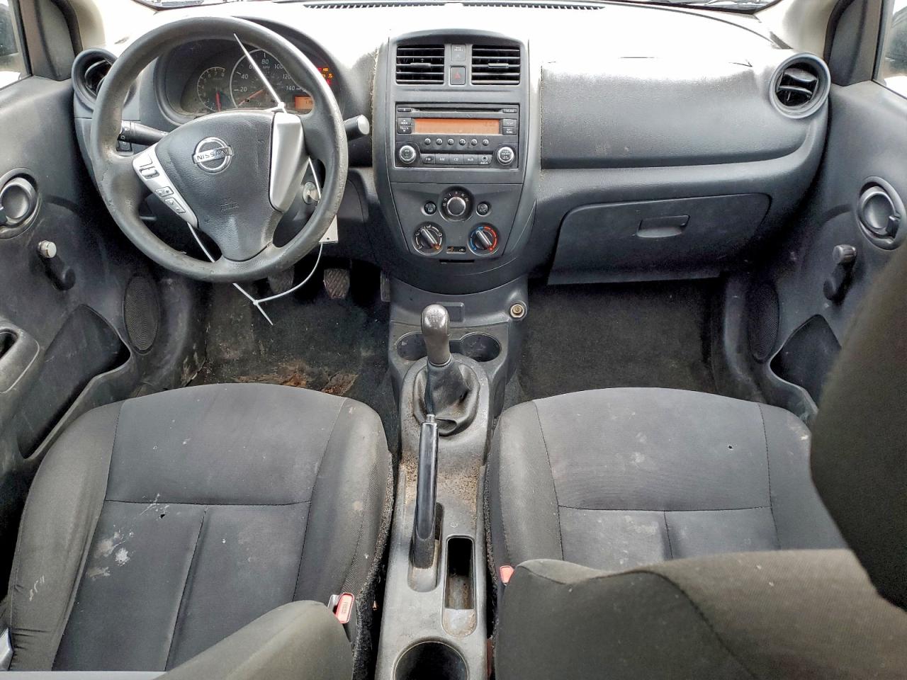 2018 NISSAN VERSA S photo 8