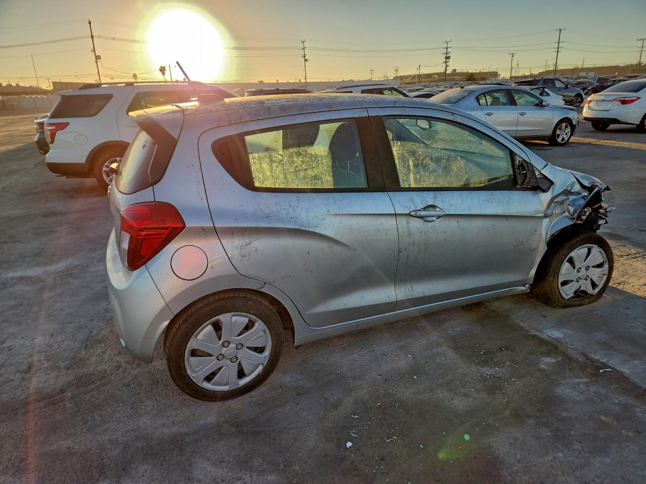 2018 CHEVROLET SPARK LS photo 3
