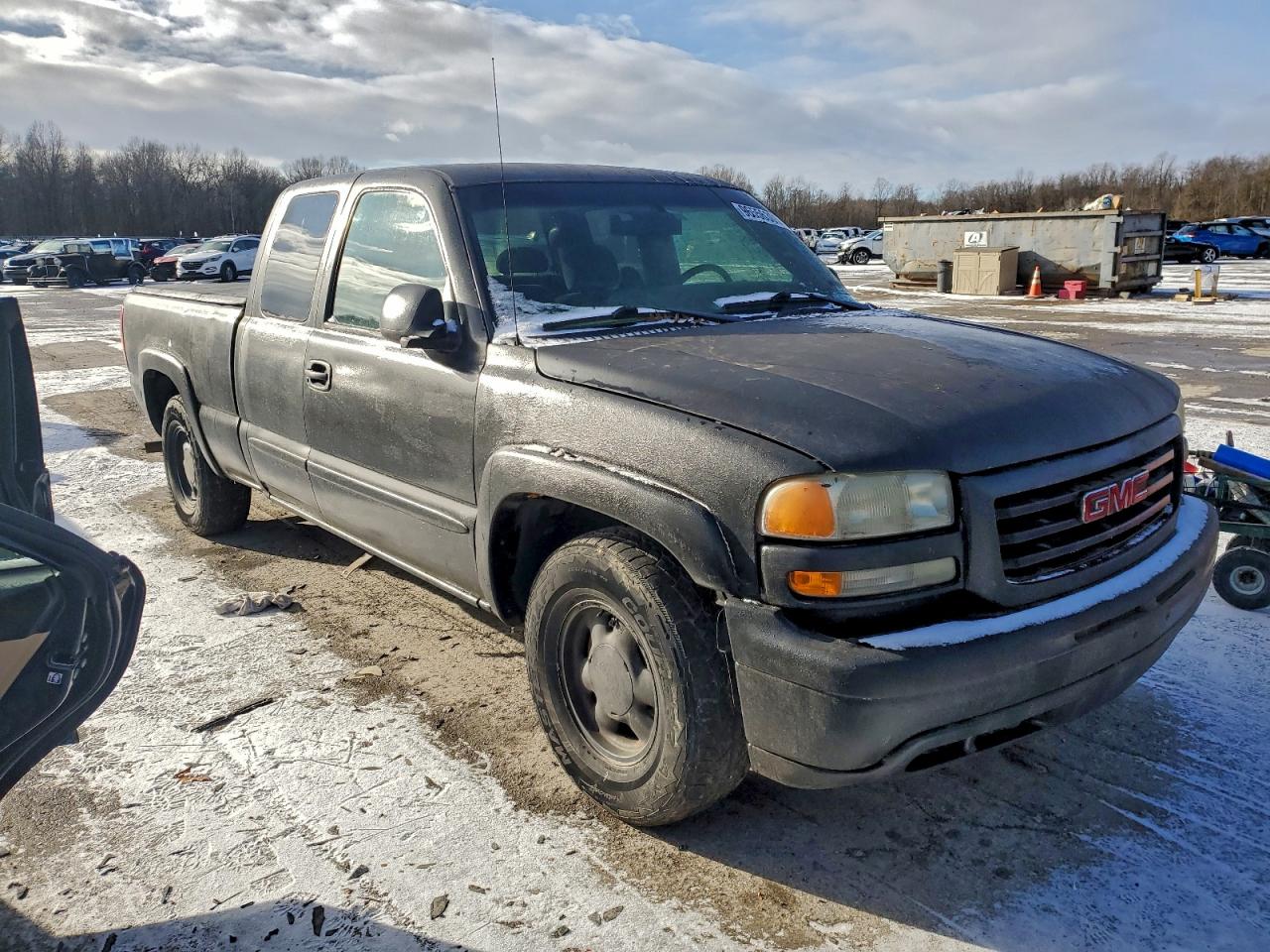2003 GMC NEW SIERRA K1500 photo 4