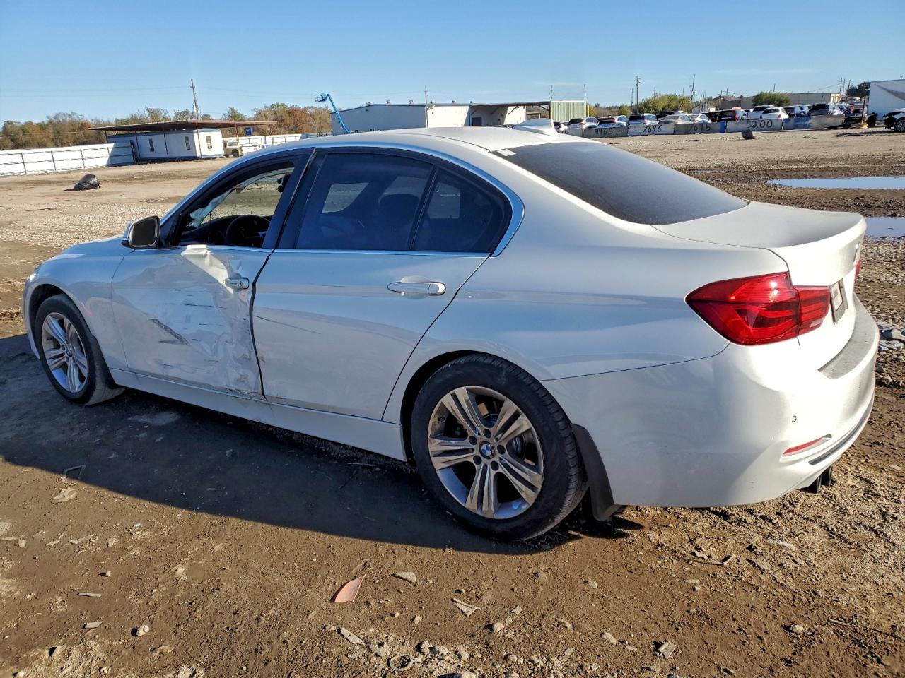 2017 BMW 330 I photo 2