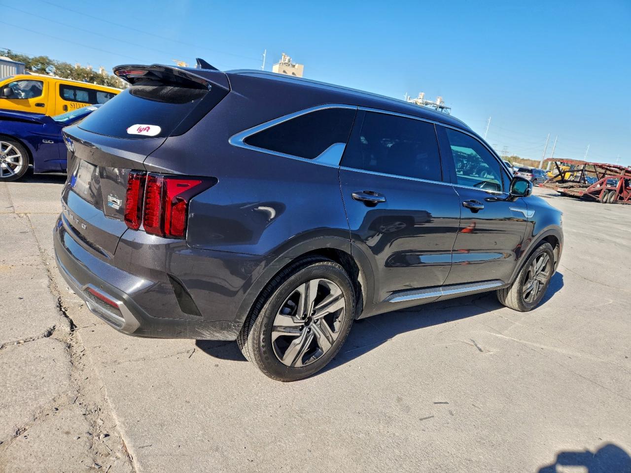 2022 KIA SORENTO EX photo 3