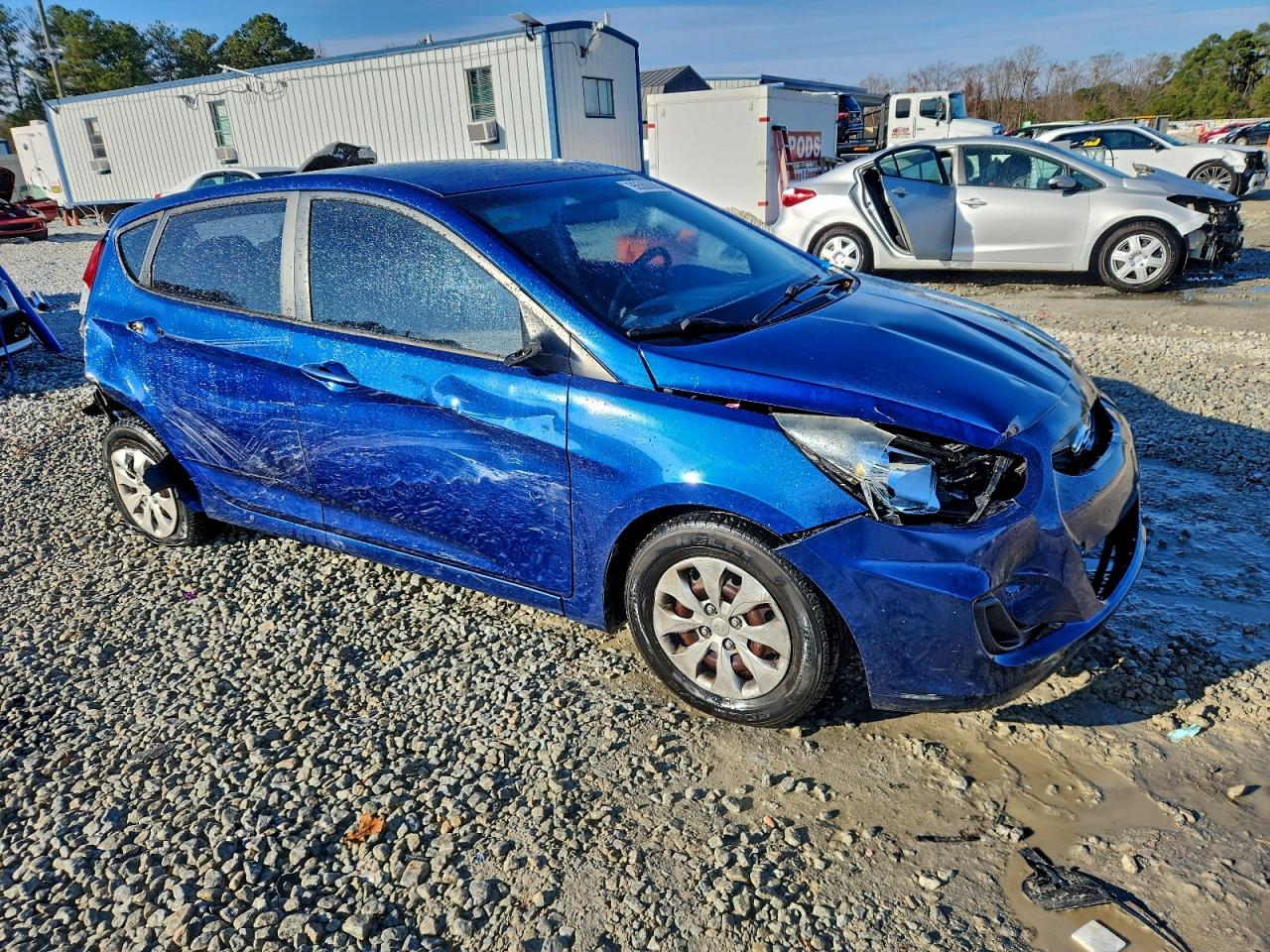 2016 HYUNDAI ACCENT SE photo 4