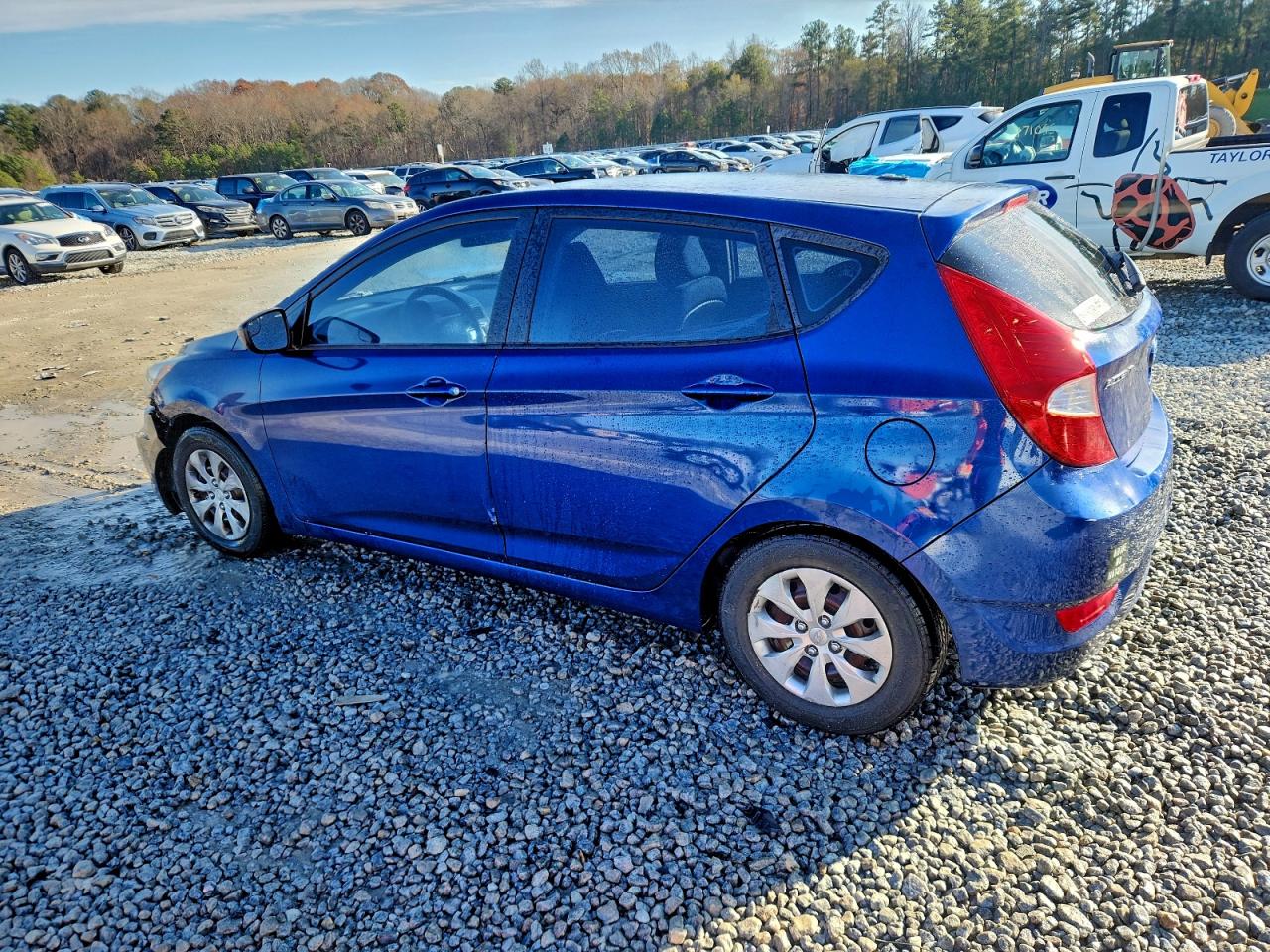 2016 HYUNDAI ACCENT SE photo 2
