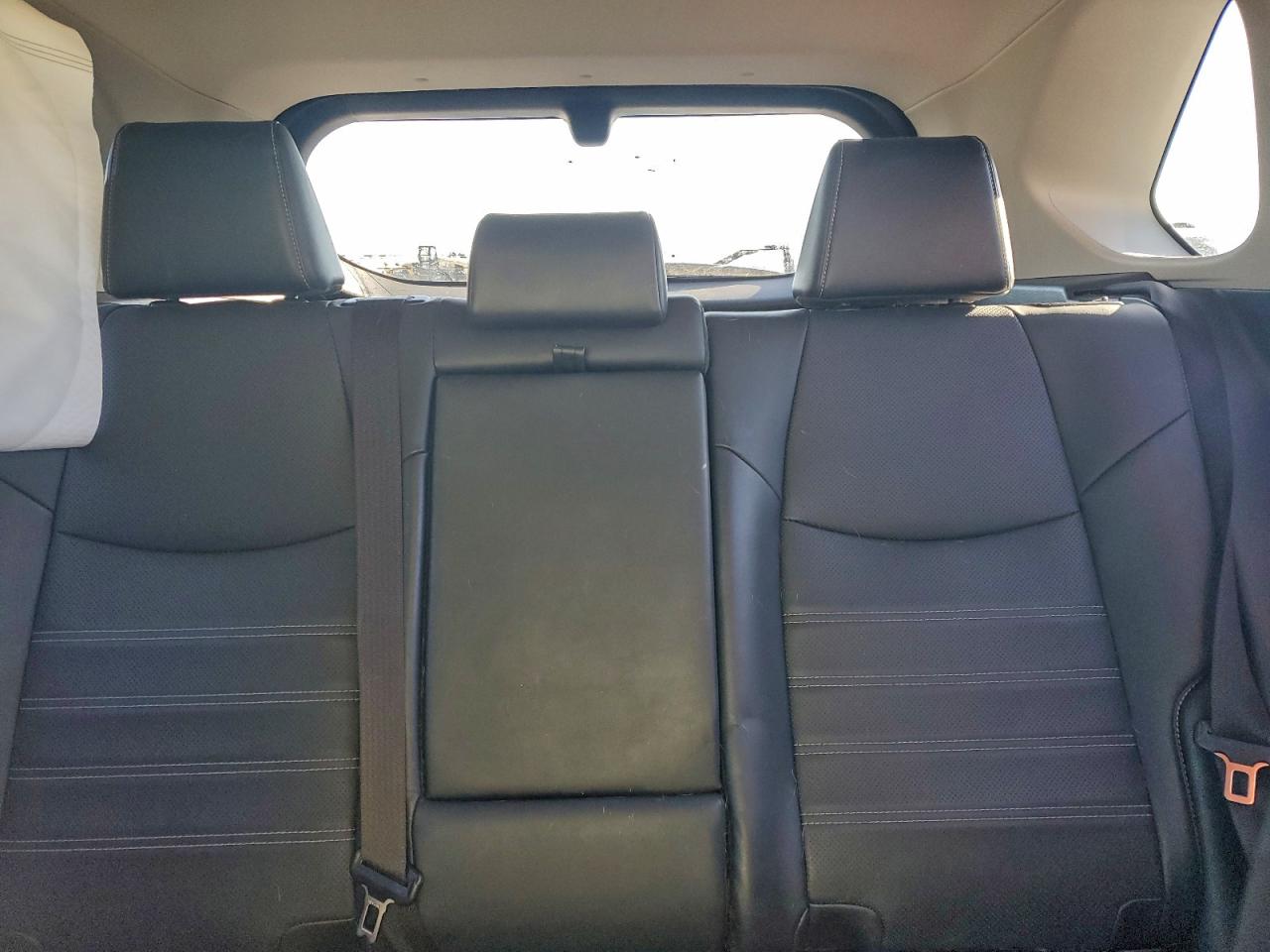 2019 TOYOTA RAV4 LIMITED photo 10