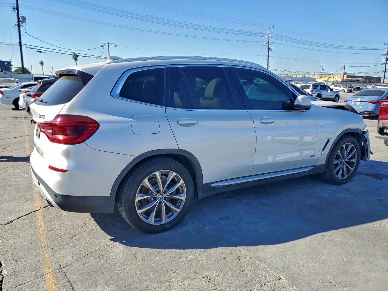 2018 BMW X3 XDRIVE30I photo 3