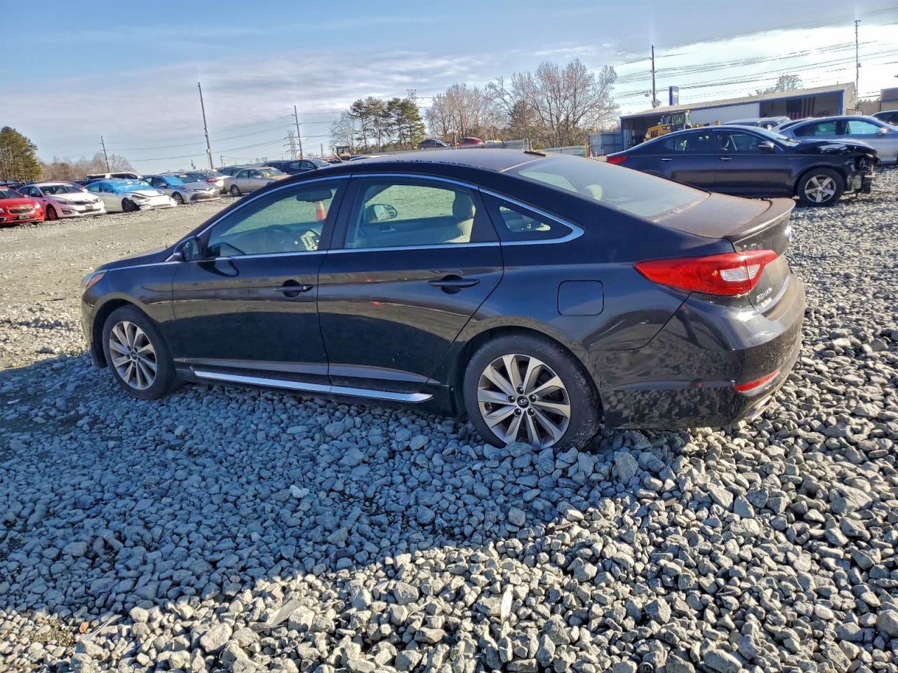 2015 HYUNDAI SONATA SPORT photo 2