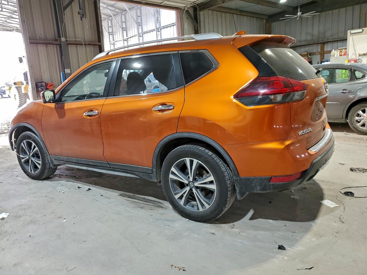 2020 NISSAN ROGUE S photo 2