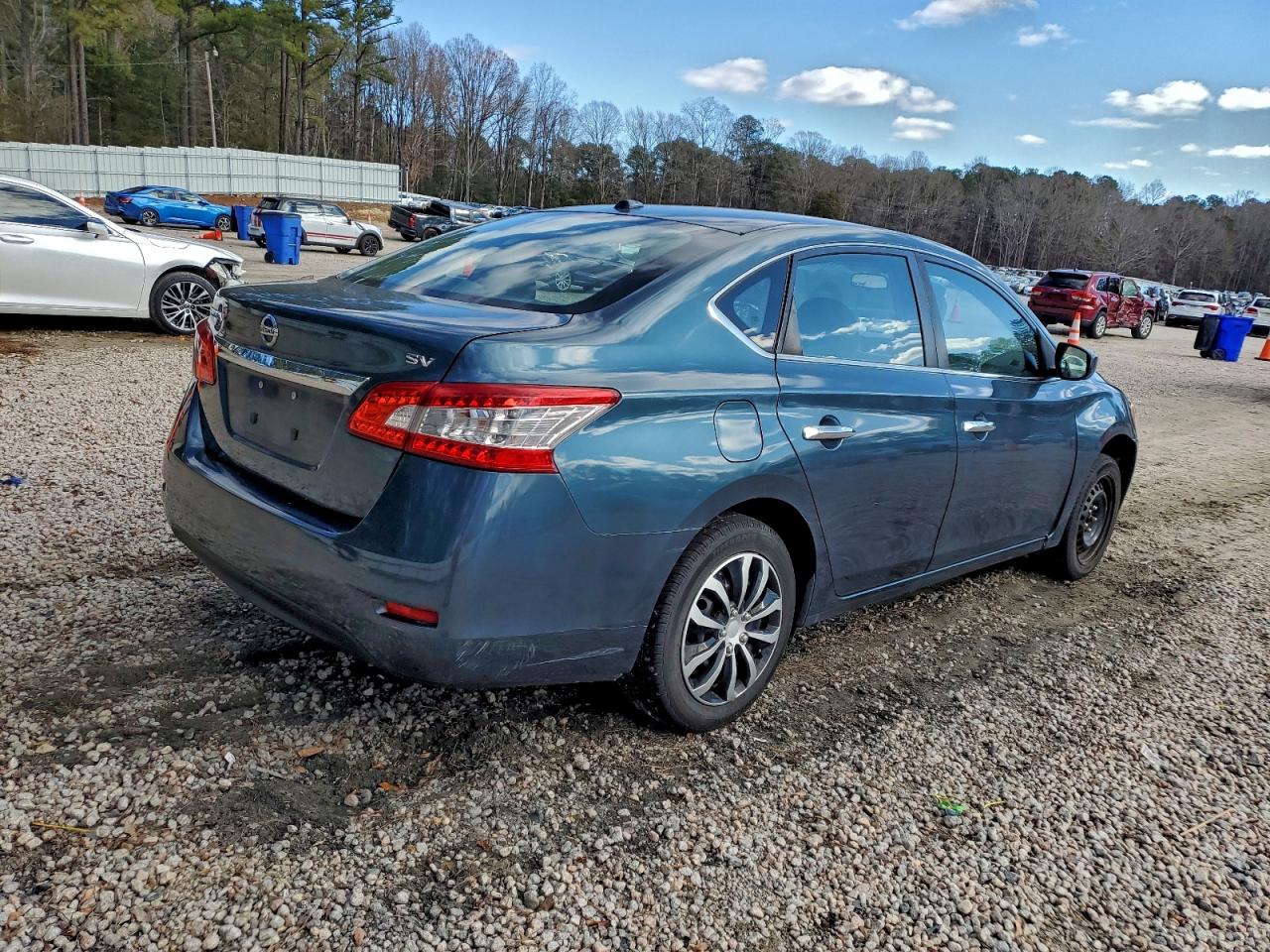 2015 NISSAN SENTRA S photo 3