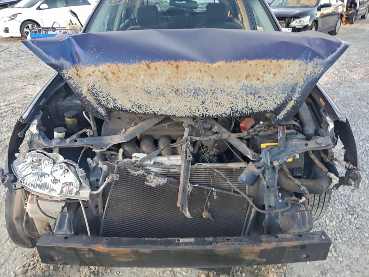 2004 TOYOTA COROLLA MATRIX XR photo 11