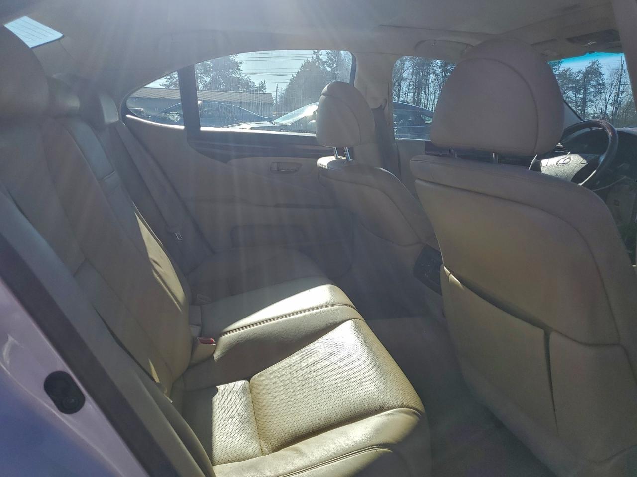 2007 LEXUS LS 460 photo 10