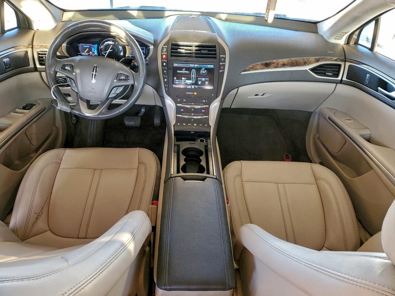 2016 LINCOLN MKZ HYBRID photo 8