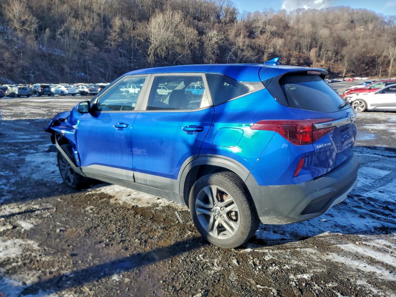 2021 KIA SELTOS LX photo 2