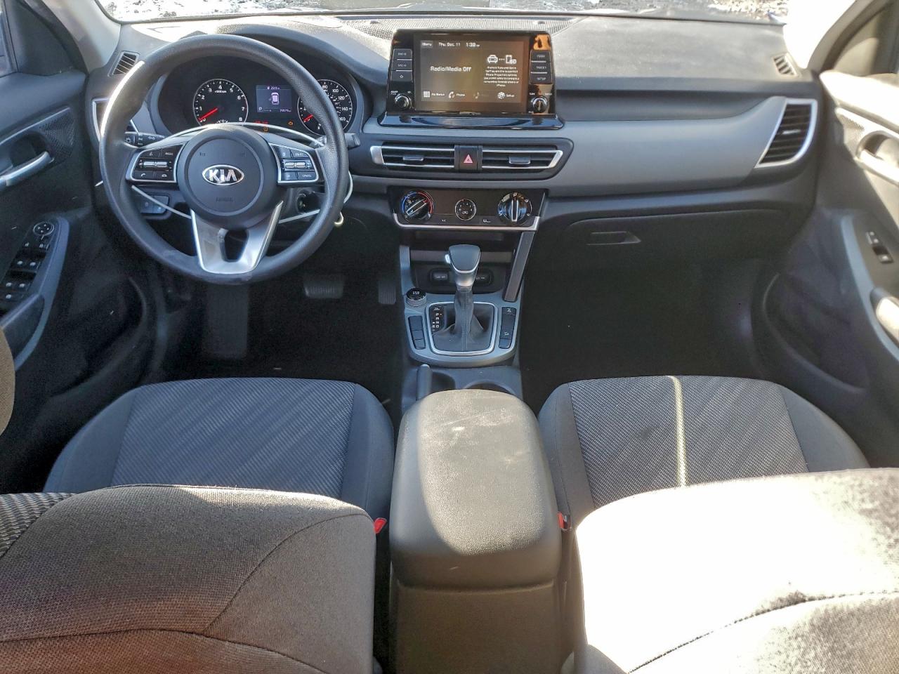 2021 KIA SELTOS LX photo 8