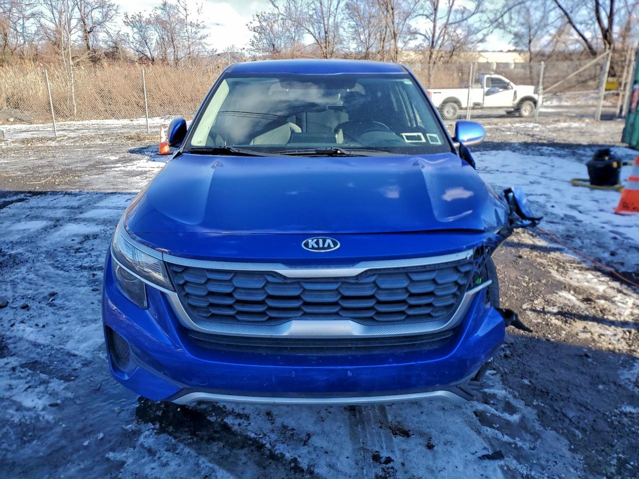 2021 KIA SELTOS LX photo 5