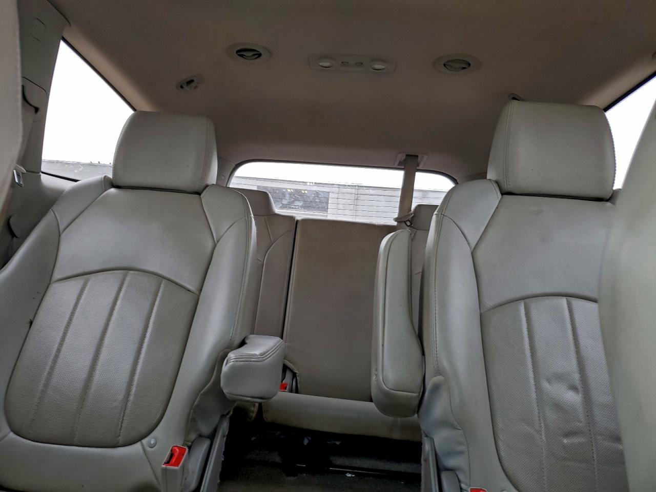 2016 BUICK ENCLAVE photo 10