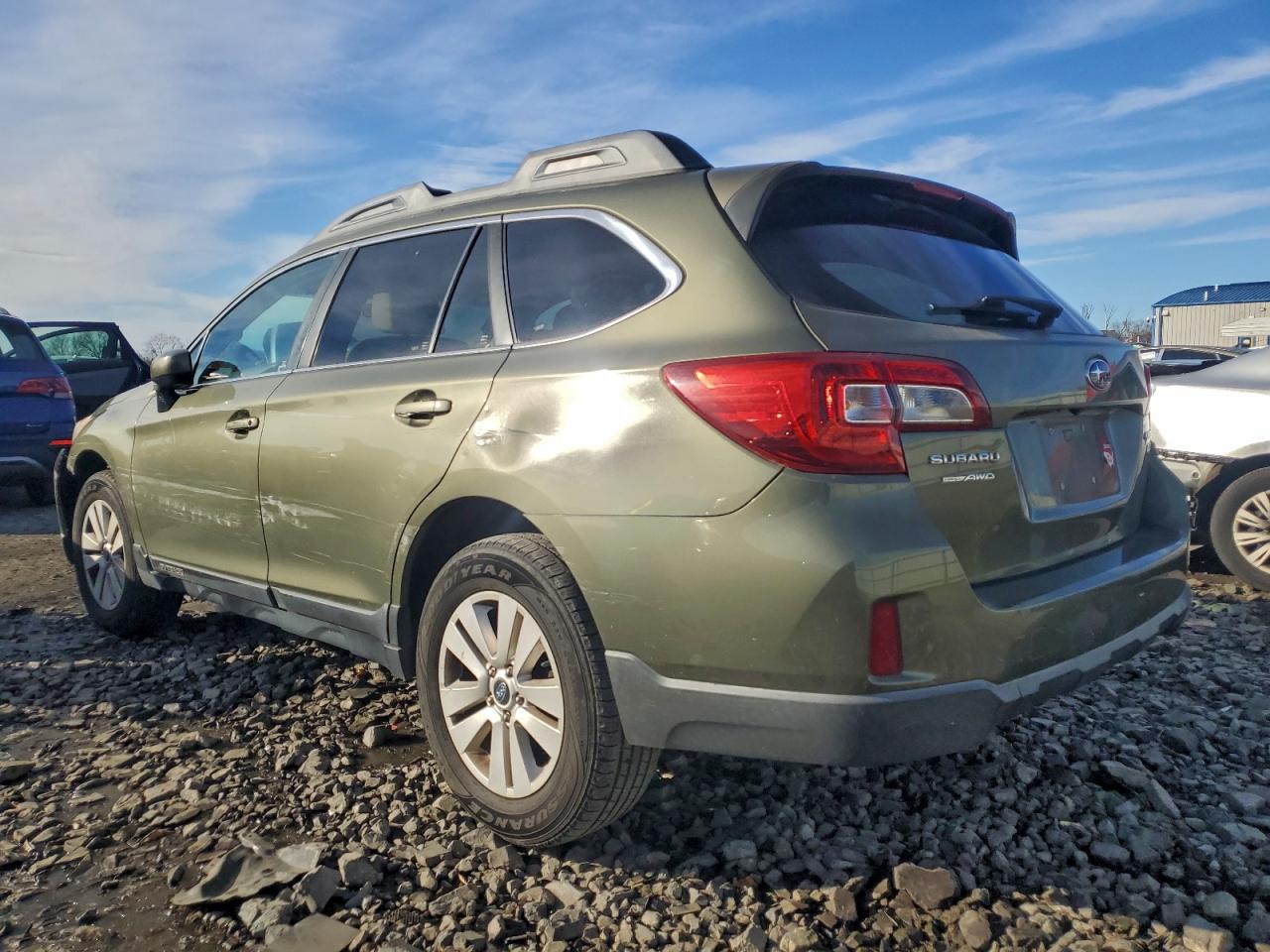 2015 SUBARU OUTBACK 2.5I PREMIUM photo 2