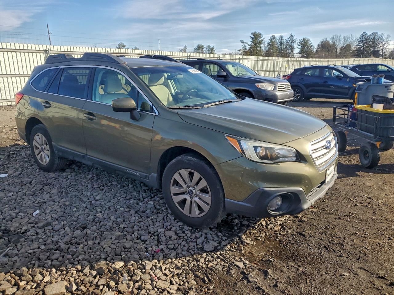 2015 SUBARU OUTBACK 2.5I PREMIUM photo 4