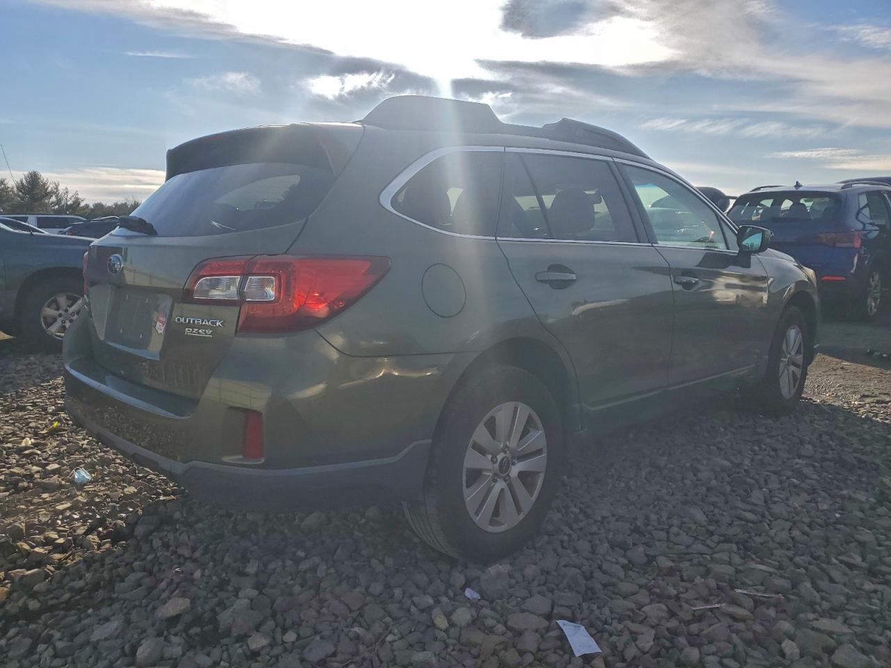 2015 SUBARU OUTBACK 2.5I PREMIUM photo 3