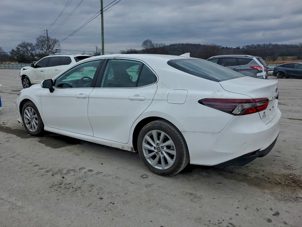 2024 TOYOTA CAMRY LE photo 2